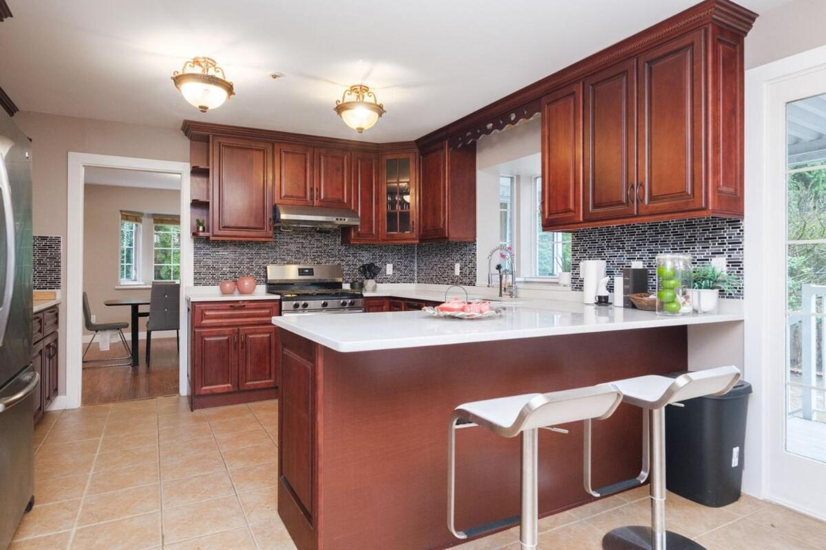 Spacious 4Br W Ensuites Mins To Downtown Yvr Ubc Vancouver Buitenkant foto