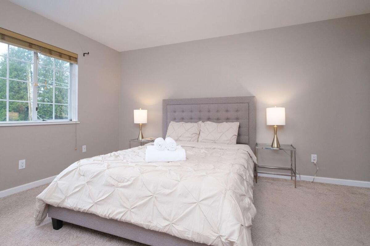 Spacious 4Br W Ensuites Mins To Downtown Yvr Ubc Vancouver Buitenkant foto